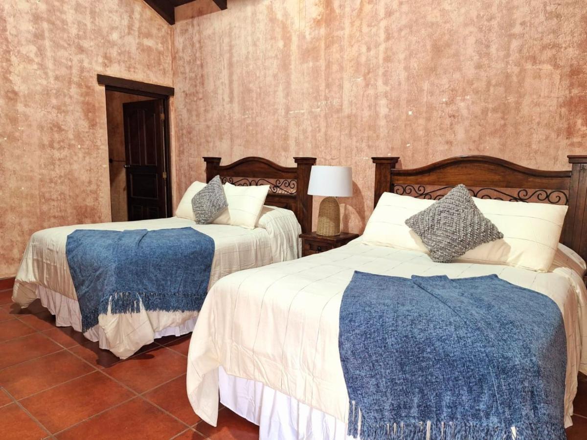Hotel Boutique Casa Del Angel Antigua Exterior photo